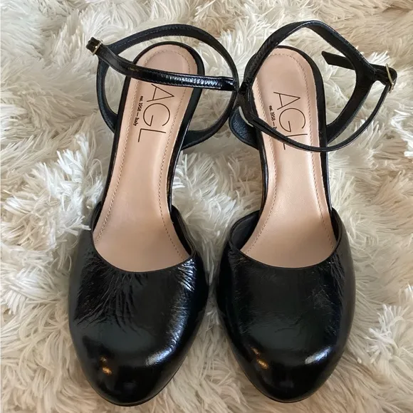 AGL Attilio Giusti Leombruni Black Patent Leather Milly H Simply Heel US 7 EU 37