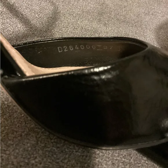AGL Attilio Giusti Leombruni Black Patent Leather Milly H Simply Heel US 7 EU 37