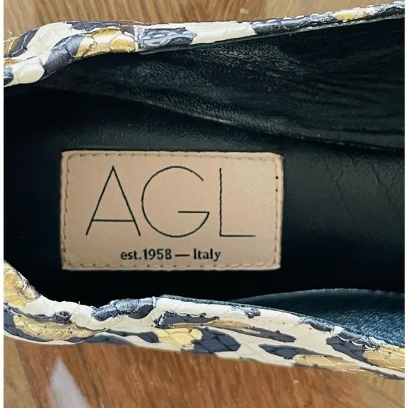 AGL Softy Pointy Toe Mocassin Loafer Gold Leopard Size 37 Italy