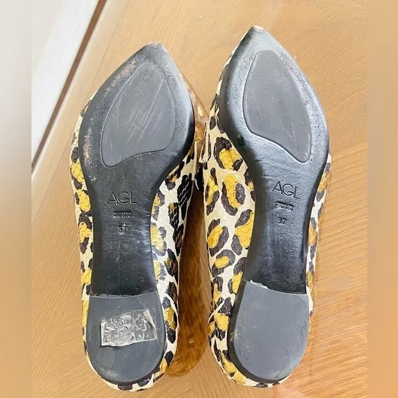 AGL Softy Pointy Toe Mocassin Loafer Gold Leopard Size 37 Italy