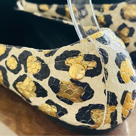 AGL Softy Pointy Toe Mocassin Loafer Gold Leopard Size 37 Italy