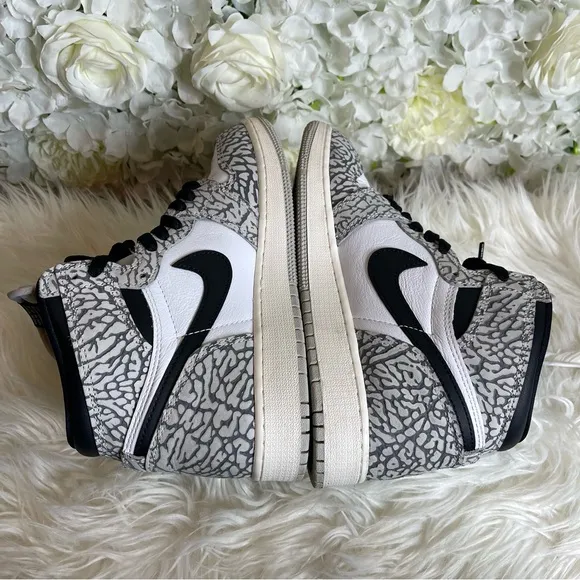 Air Jordan 1 Retro High OG 'White Cement'