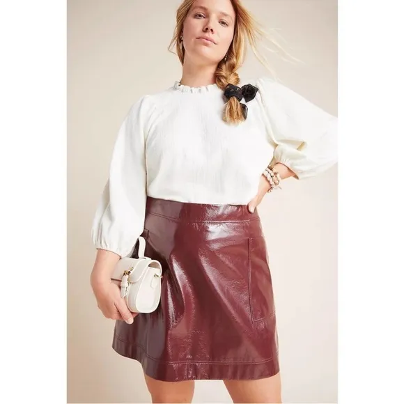 ANTHROPOLOGIE Maeve Cargo Mini Skirt Faux Patent Leather Wine Pockets Size 2
