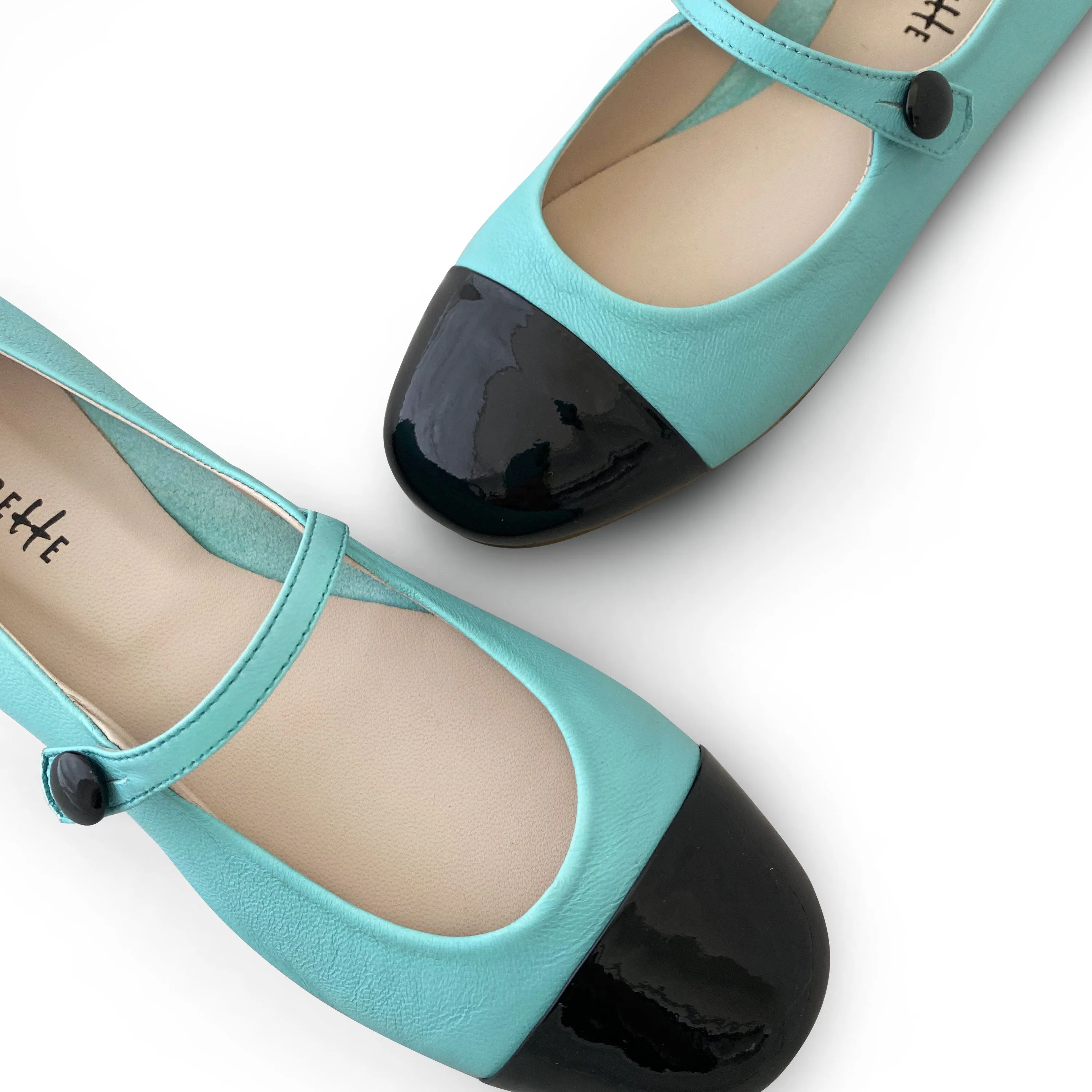 Aquamarine ballet flats with patent toe and strap