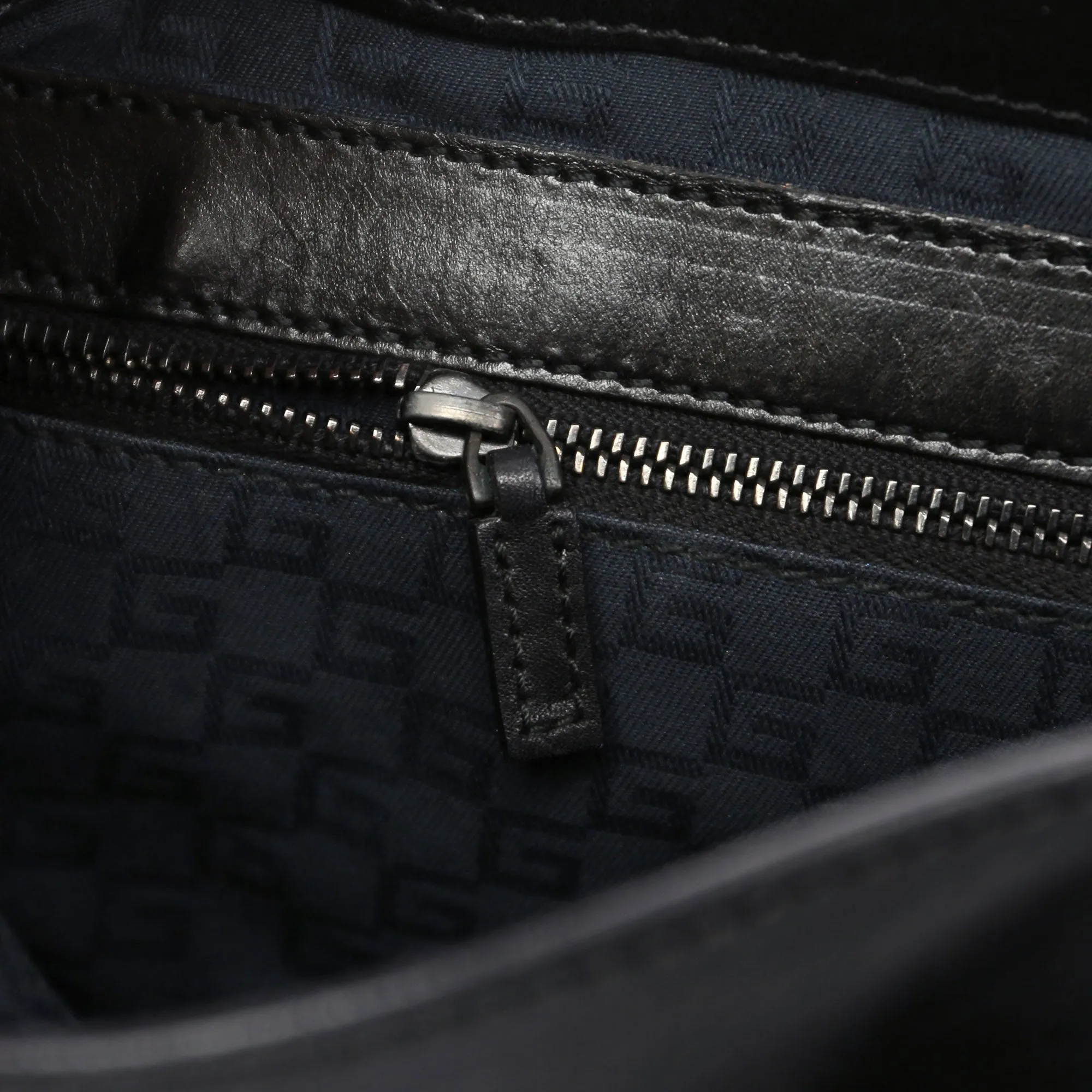 Black Leather Wood Handle Bag