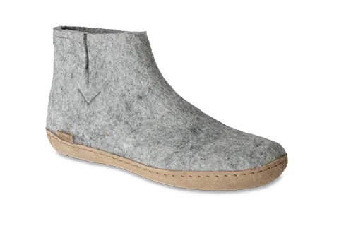 Boot w/ Leather Sole