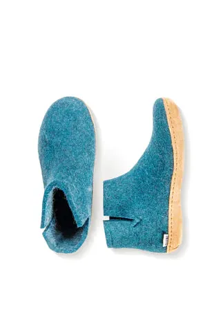 Boot w/ Leather Sole