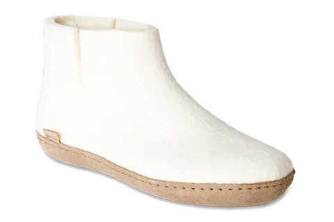 Boot w/ Leather Sole