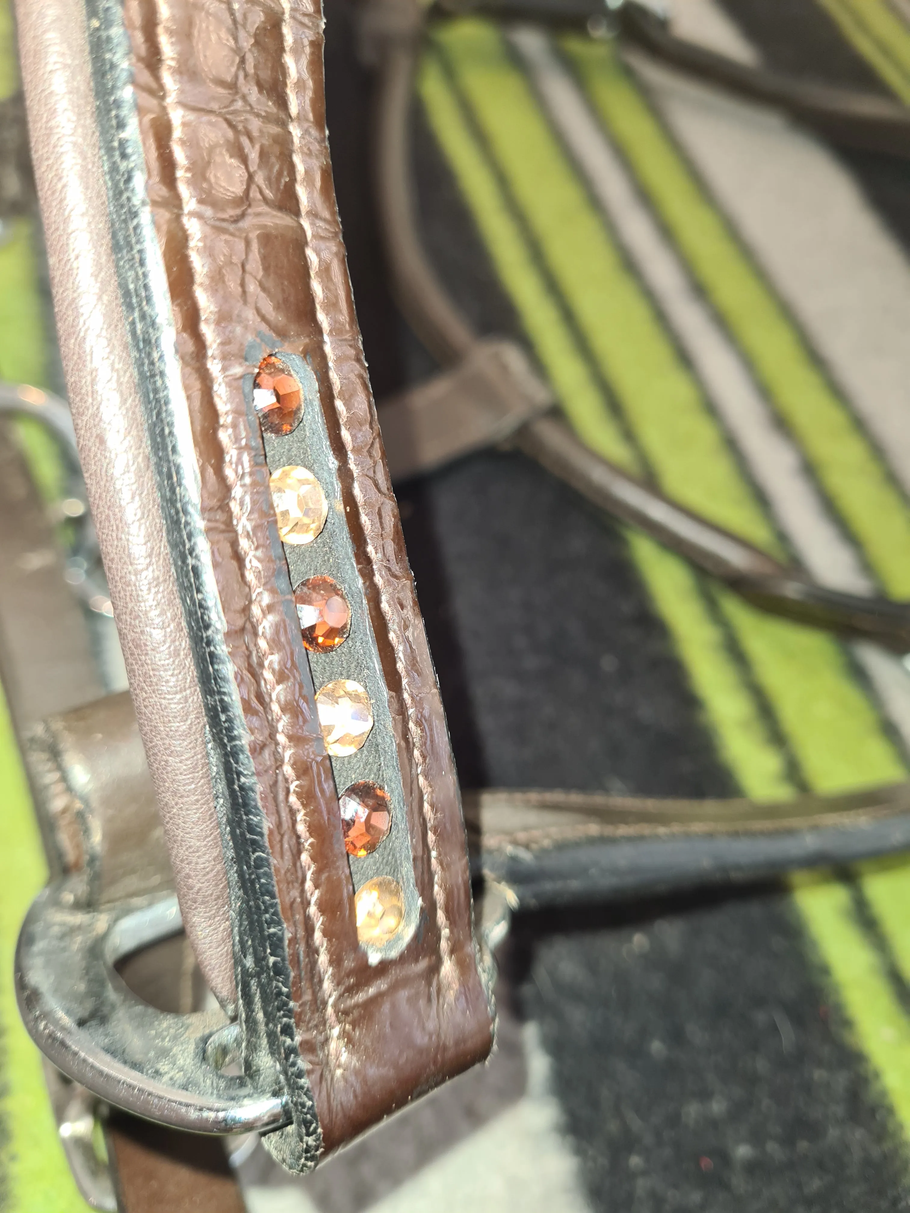 Brown head collar in soft leather with diamantes full size FREE POSTAGE 🟢
