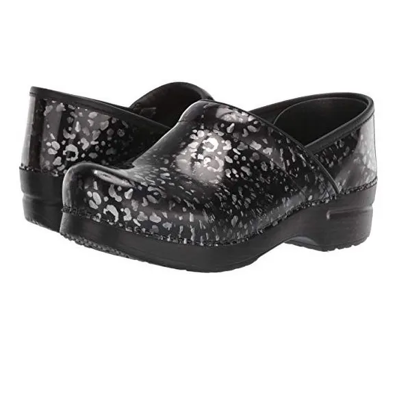 Dansko Professional Women's Pewter Leopard Patent Leather Clog Size 8.5 (EU 39)