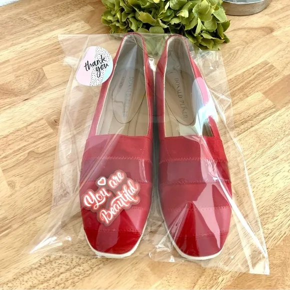 Donald J. Pliner May Women's Pull On Red Loafer Flat Size 7