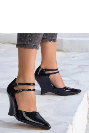 Heel pumps