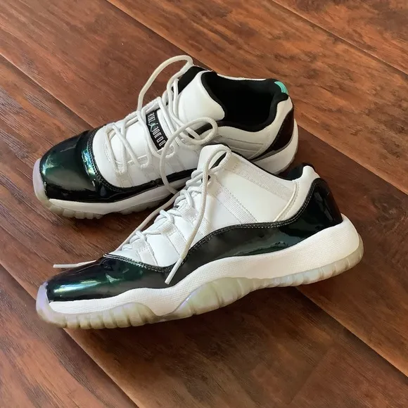 Jordan 11 Retro Low Concord sneakers 💚🤍🖤