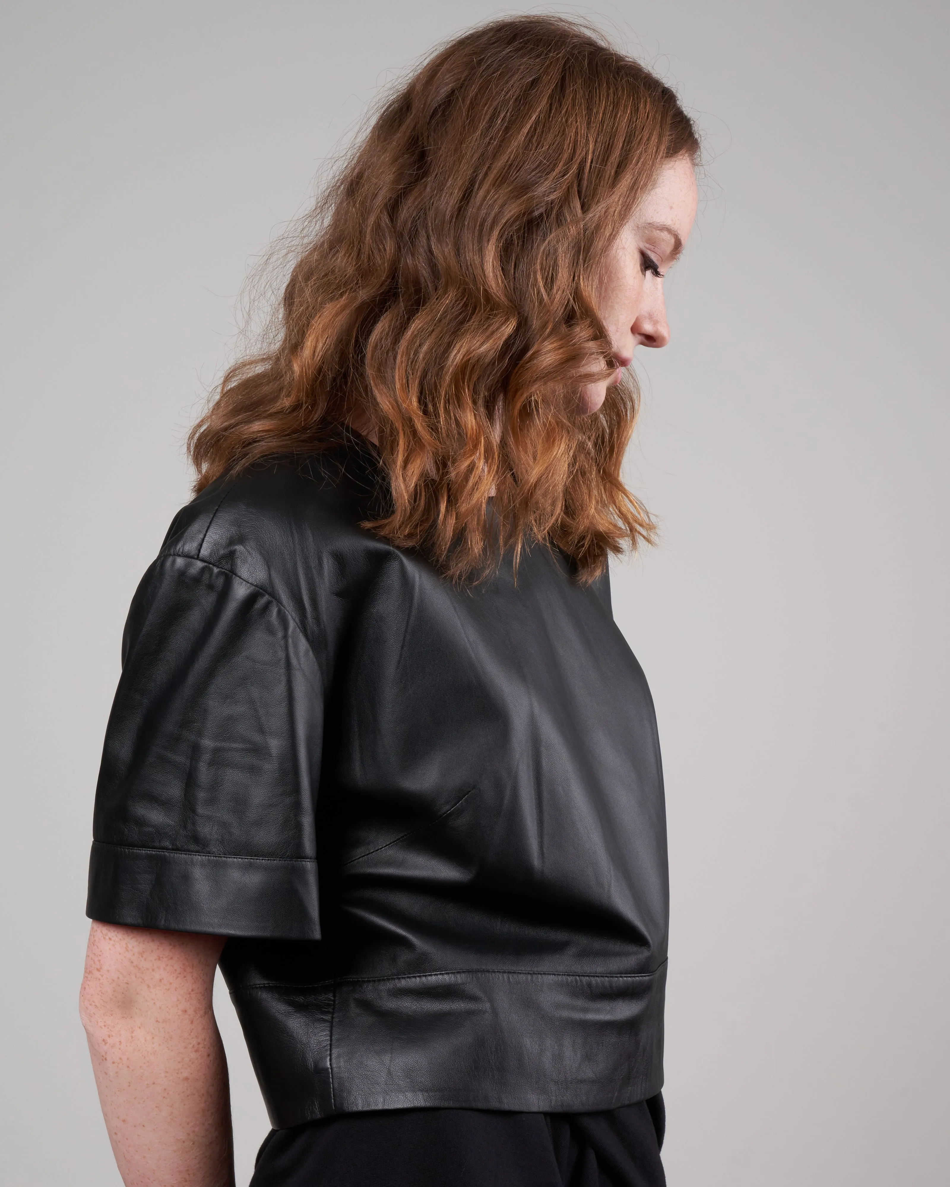 leather tee - black