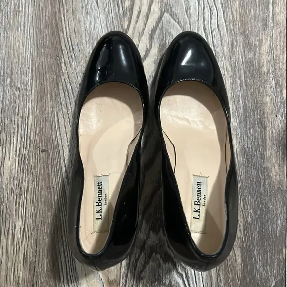 LK BENNETT Stila round-toe patent-leather heeled courts black sz 38 (7)