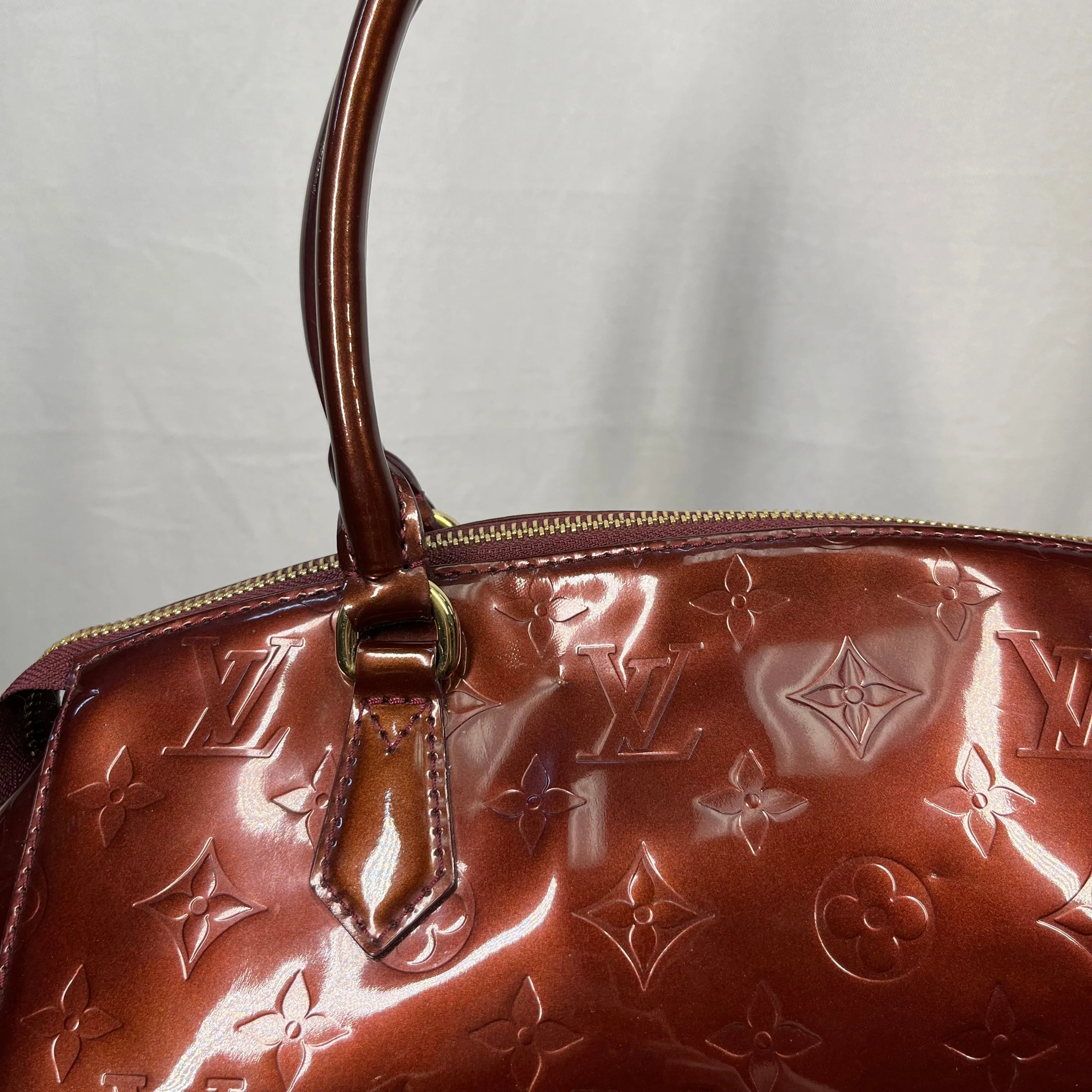 LOUIS VUITTON Vernis Sherwood GM