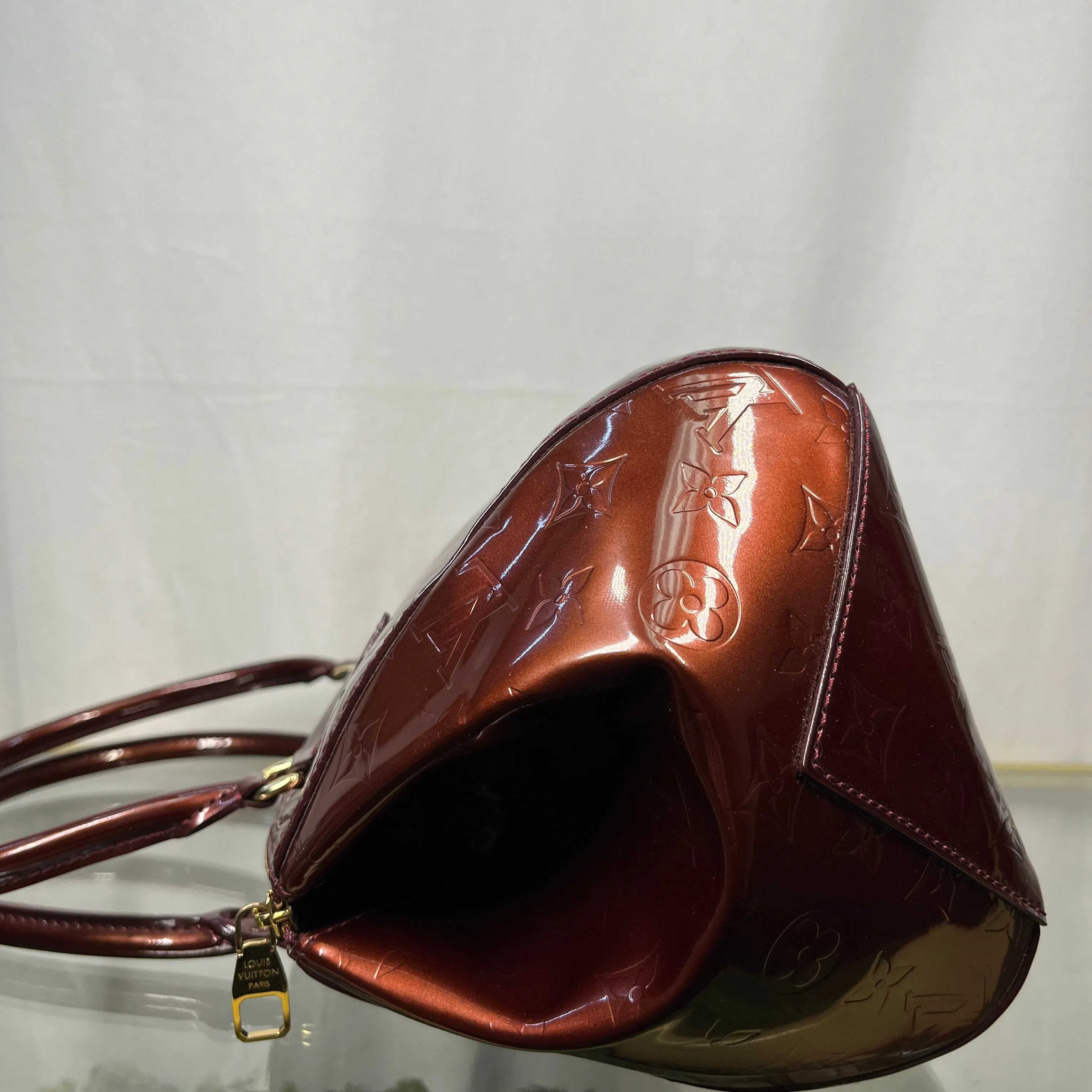 LOUIS VUITTON Vernis Sherwood GM