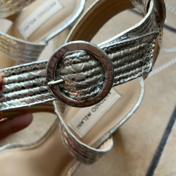 New sneaker Antonio Melani colored silver