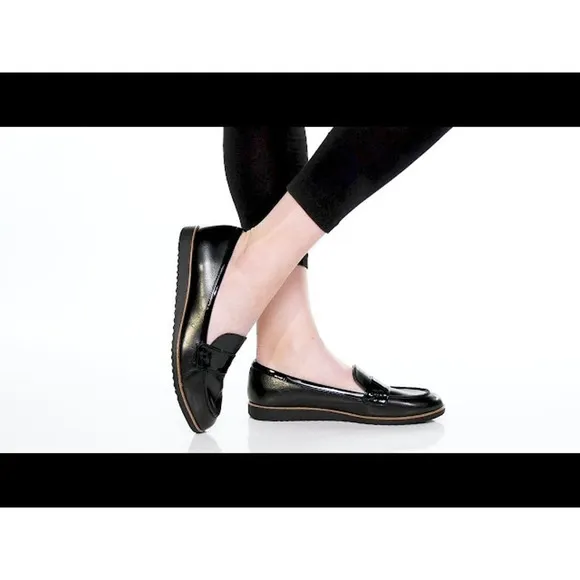 NWT Lifestride Zee Loafer size 10W