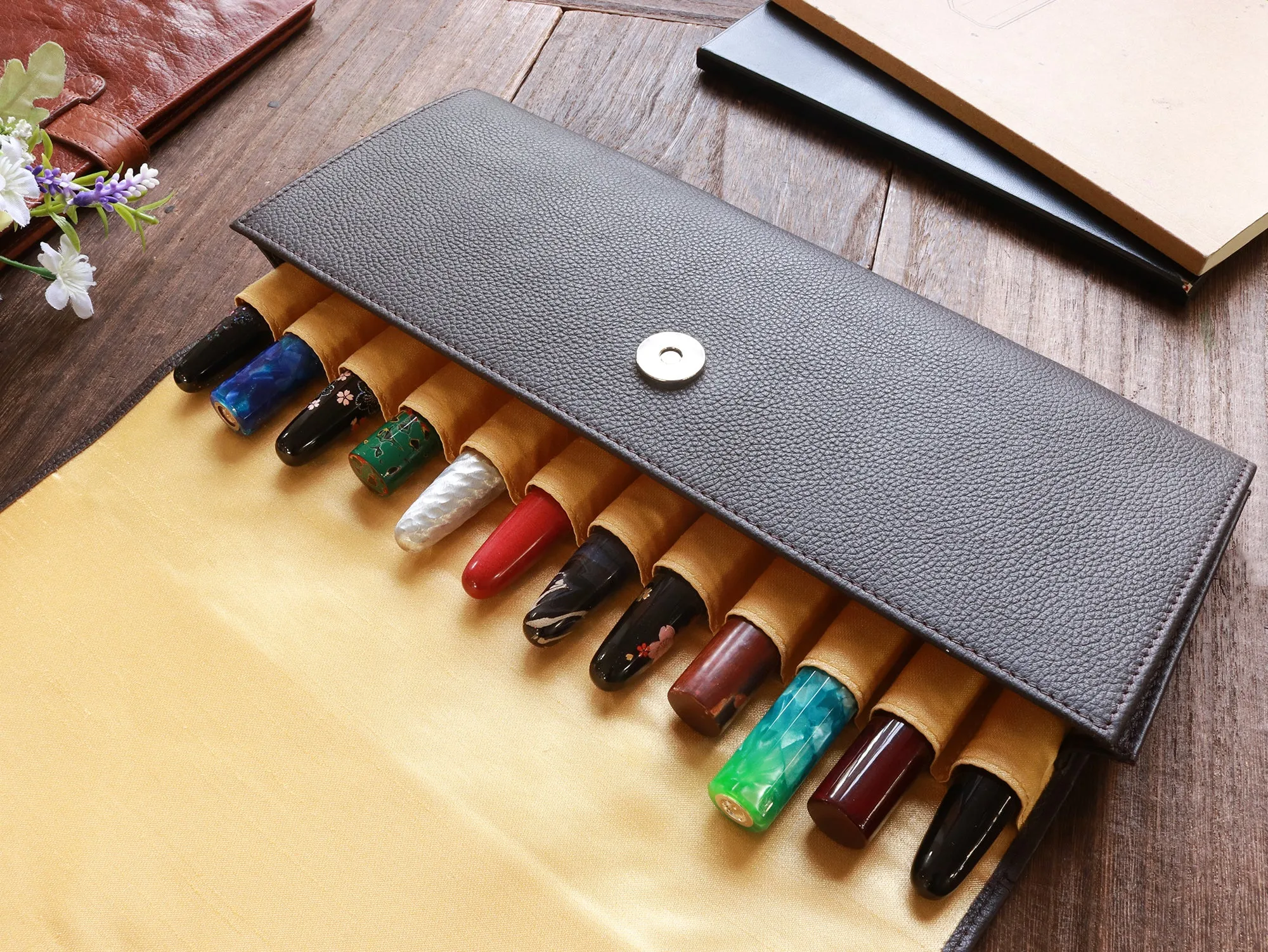 Penfolium 12 Pen Portfolio - Dark Brown