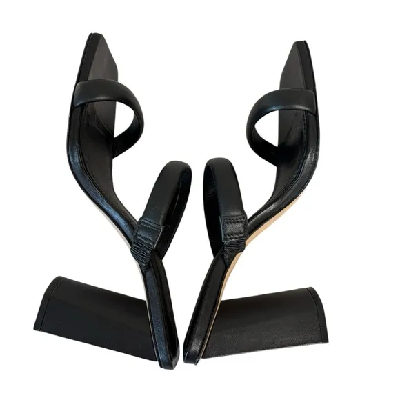 SCHUTZ Ully Napa Leather Sandal in Black - Size 6