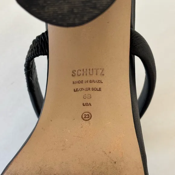 SCHUTZ Ully Napa Leather Sandal in Black - Size 6