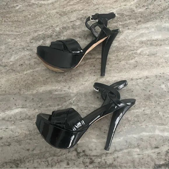 STUART Weitzman Black Patent Leather Platform Size 6.5
