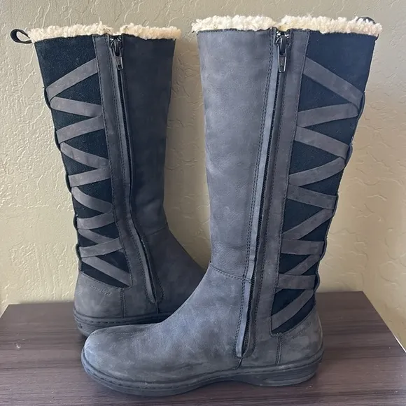 Teva Figueroa Black Nubuck Leather Fleece Lining Waterproof Boot Size 6