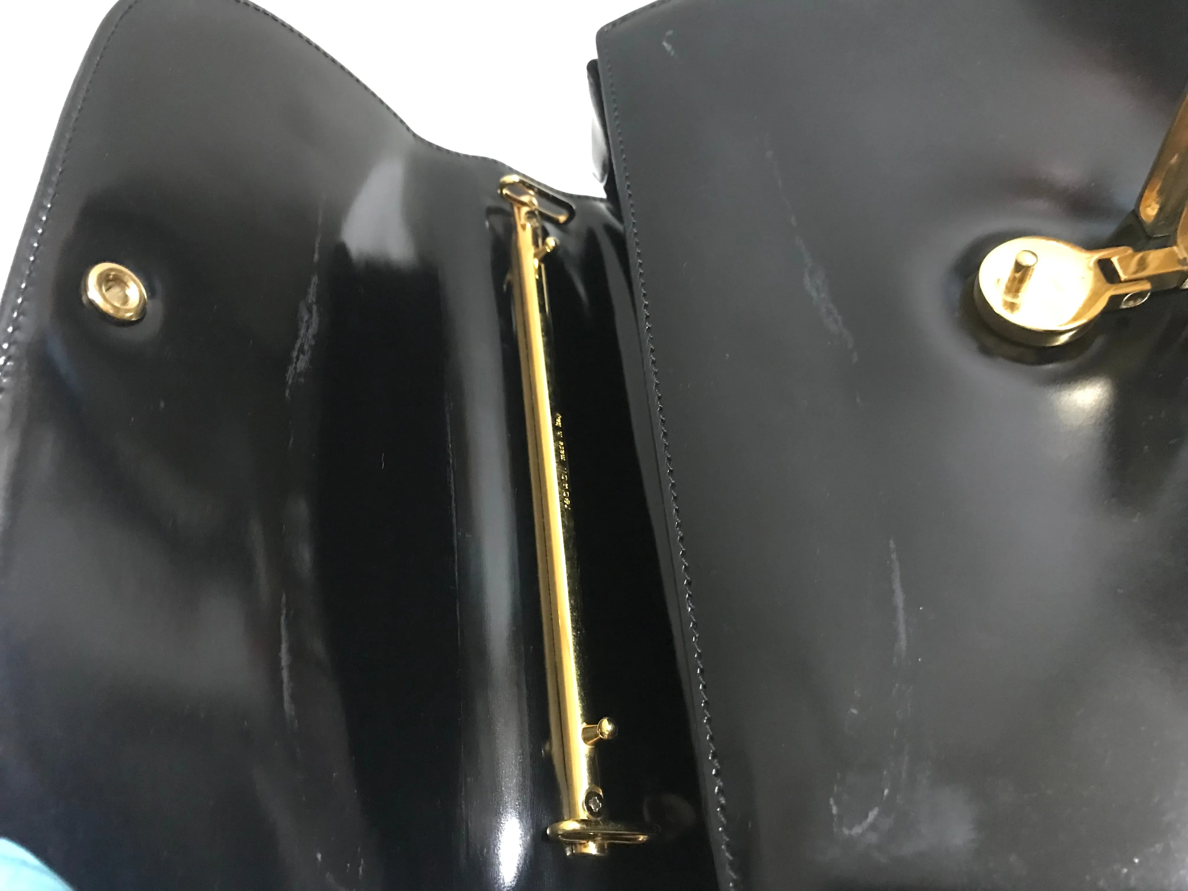 Vintage MOSCHINO black patent enamel Kelly style handbag with M logo and heart motifs. Masterpiece by Redwall. 050323re4