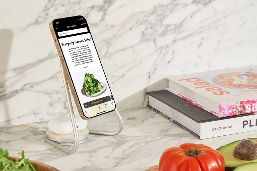 Wireless Charging Stand in Bone