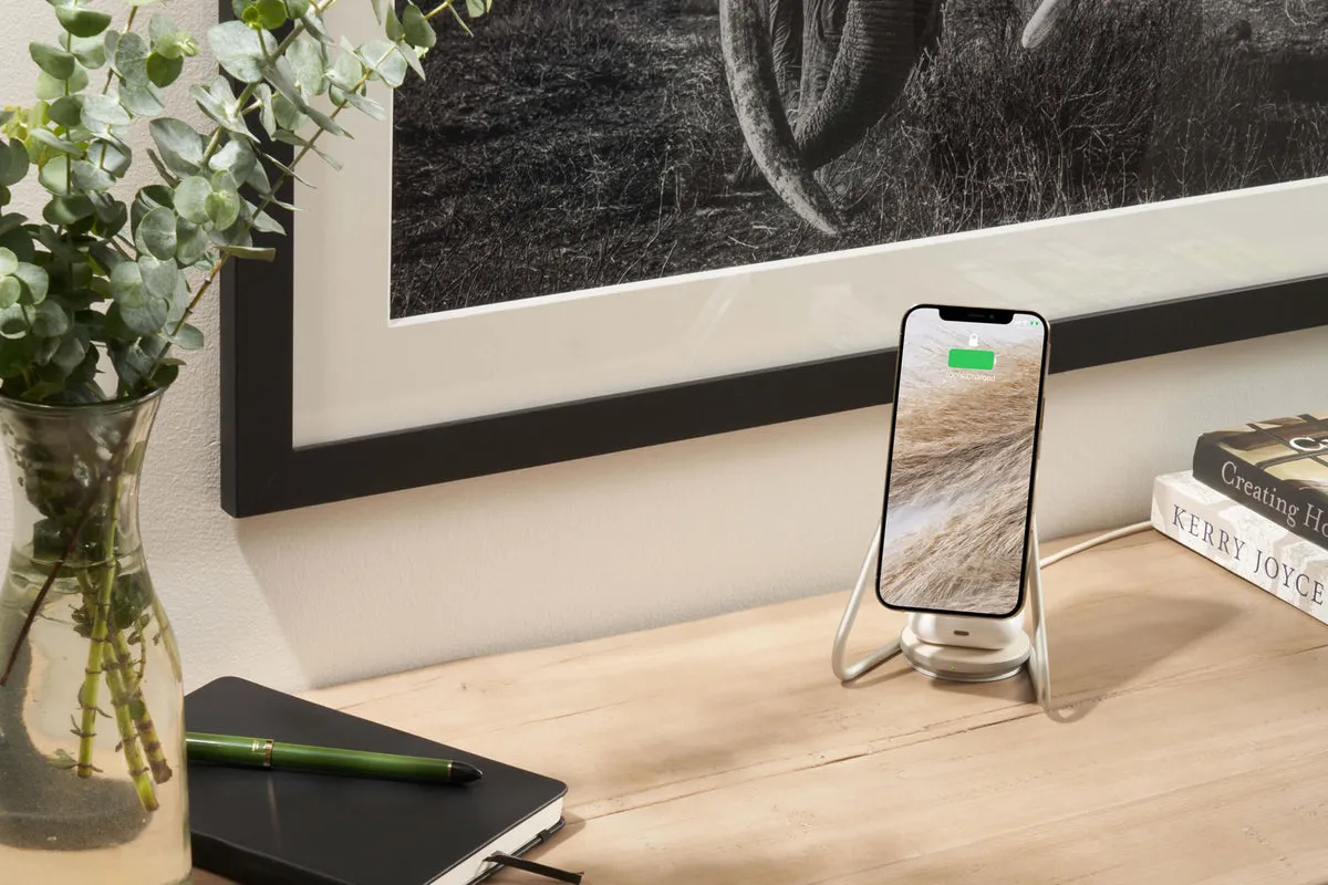 Wireless Charging Stand in Bone